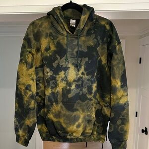 Gildan Custom Designed/Handcrafted Tie-Dye Hoody w/ Kangaroo Pocket - Size M.